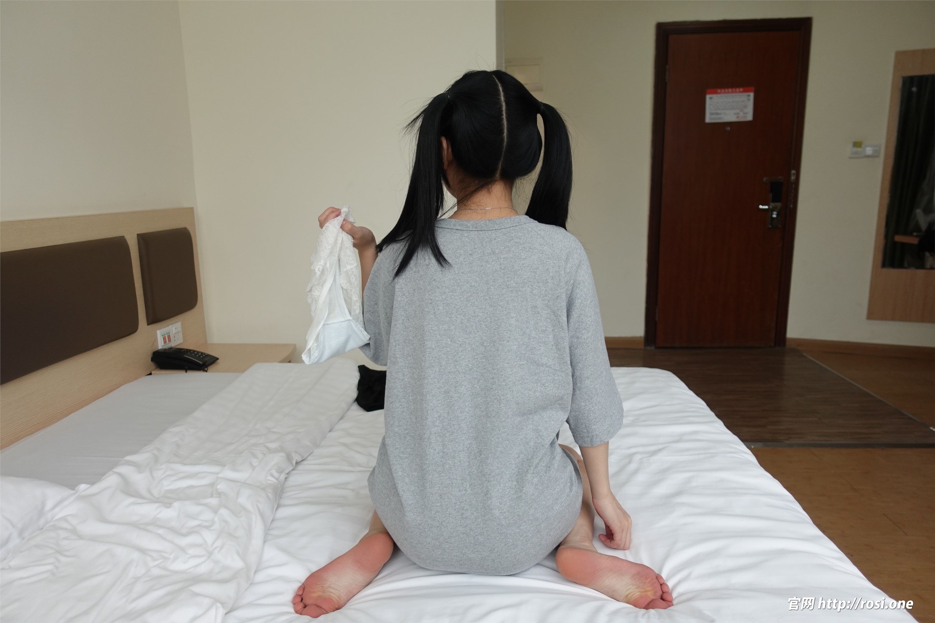 ROSI写真 2022.03.22 NO.3760